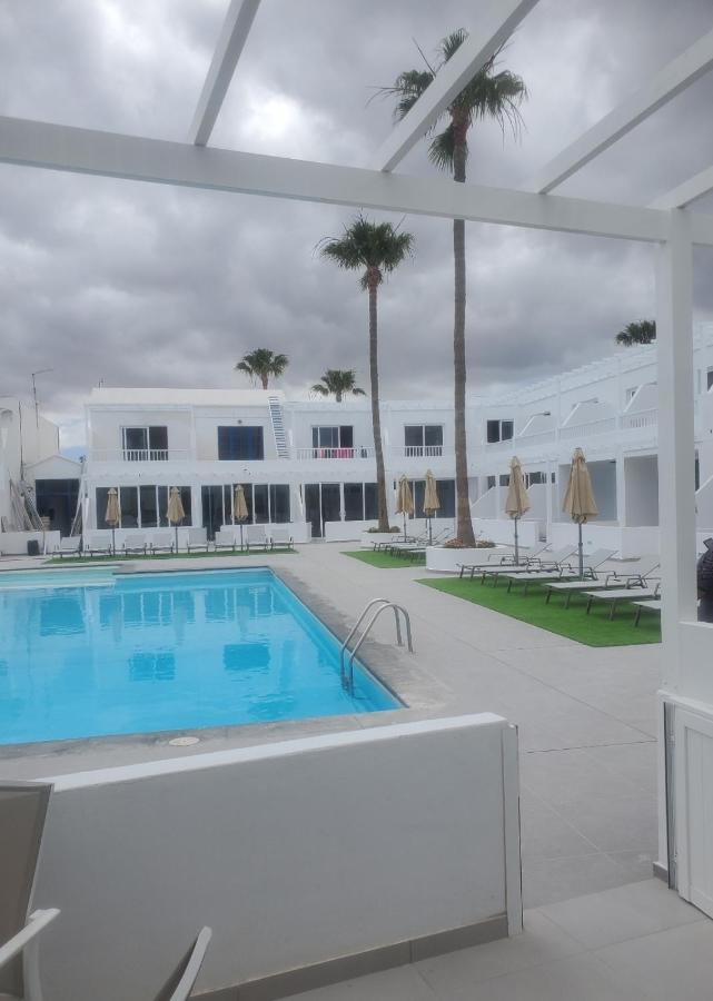 Atlantic View 1B 2 Bedrooms Ground Floor, Complex Featured On A Place In The Sun Puerto del Carmen  Exterior foto